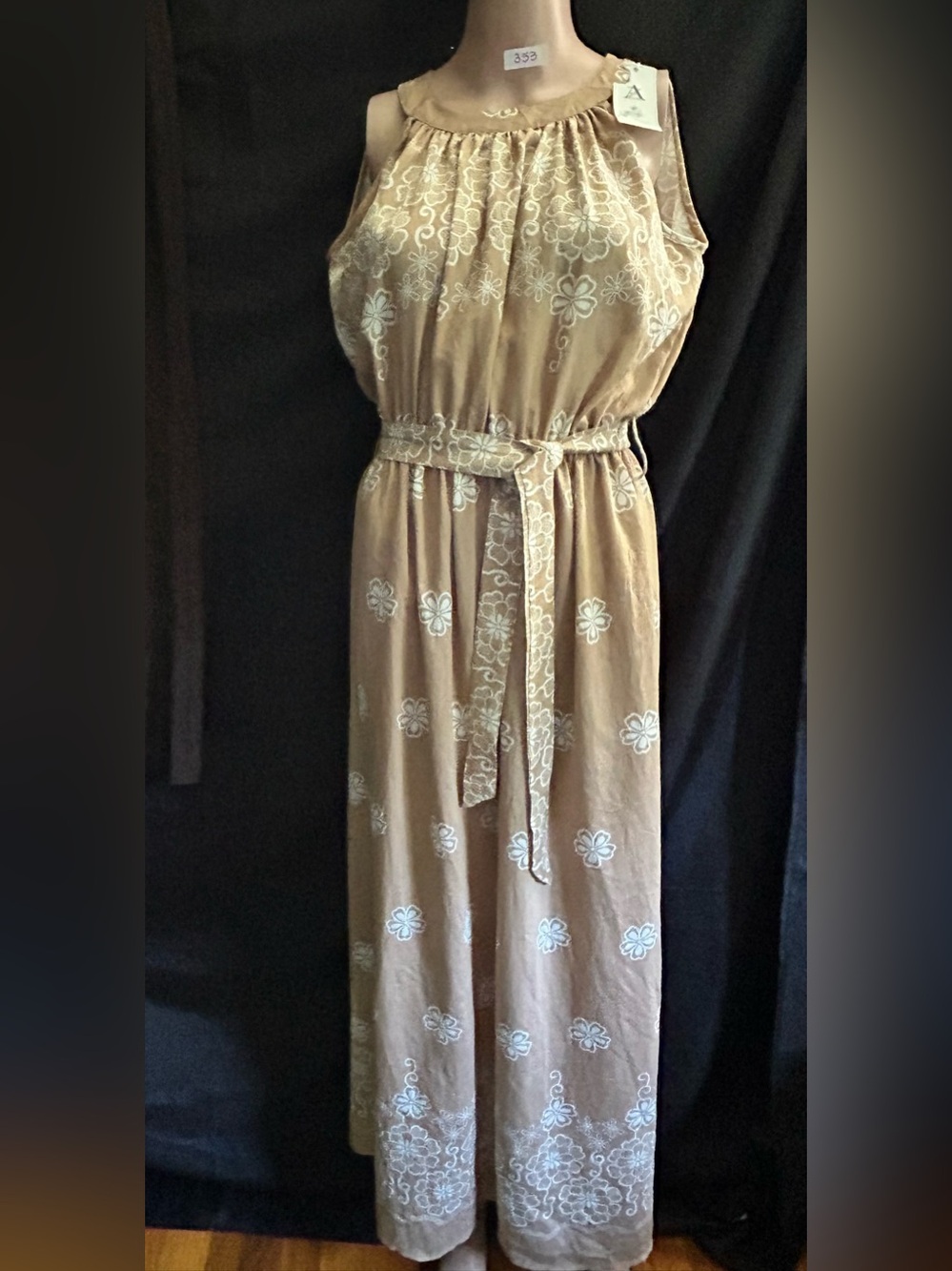 AZ Sleeveless Taupe & White Floral Print Maxi Dress Tie Waist LG NWT